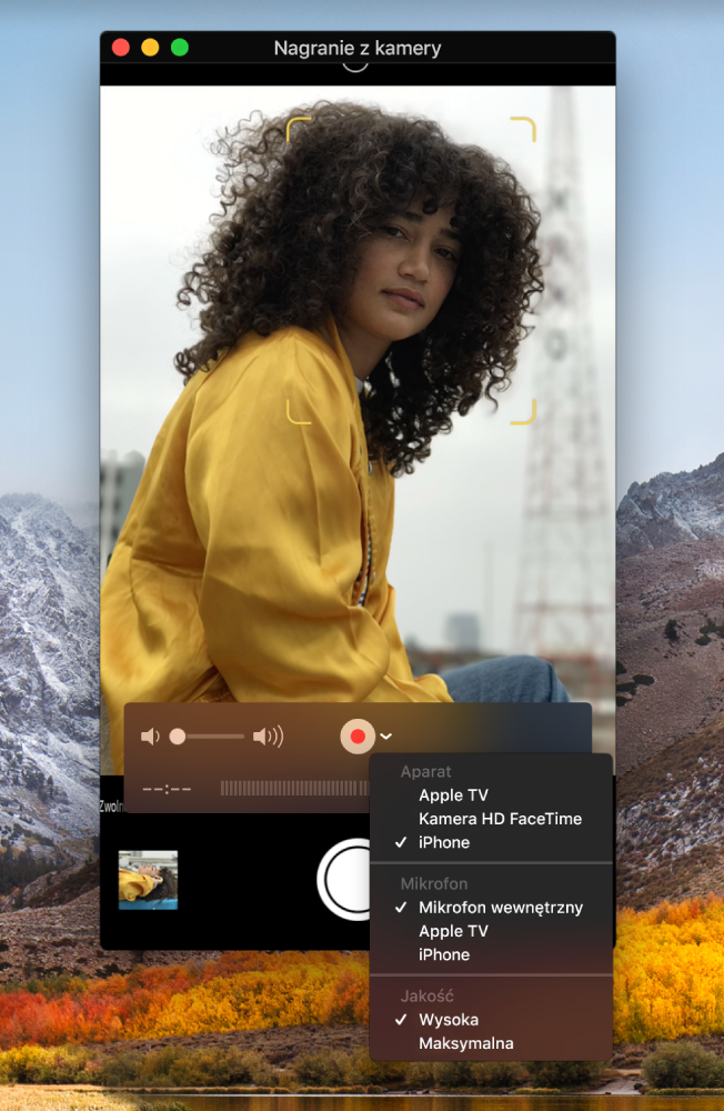 Okno aplikacji QuickTime Player podczas nagrywania za pomocą iPhone'a.
