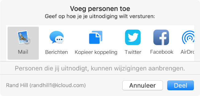 Het dialoogvenster 'Voeg personen toe', waar je kunt aangeven hoe je de uitnodiging wilt versturen om mensen aan een notitie toe te voegen.
