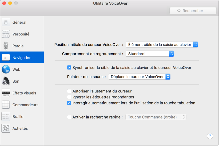 Fenêtre Utilitaire VoiceOver. La catégorie Navigation est sélectionnée dans la barre latérale située à gauche et les options correspondantes apparaissent sur le côté droit. Un bouton Aide apparaît dans le coin inférieur droit de la fenêtre pour afficher l’aide en ligne VoiceOver concernant les options.