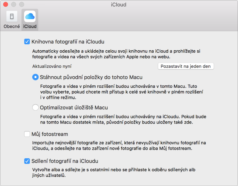 Panel iCloud v předvolbách Fotek.