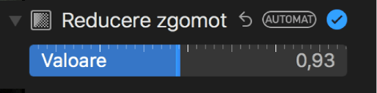Glisorul Reducere zgomot din panoul Ajustare.