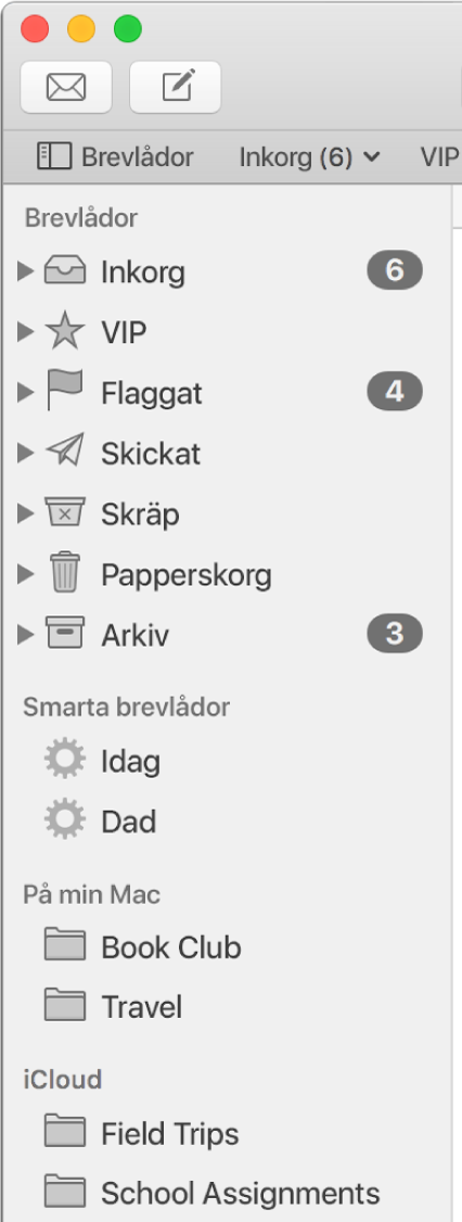 Sidofältet i Mail med standardbrevlådorna (som Inkorg och Utkast) överst i sidofältet samt brevlådor du har skapat i avsnitten På min Mac och iCloud.