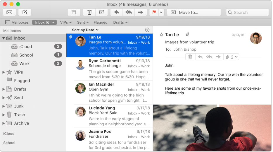 “邮件”窗口的边栏显示 iCloud 帐户、学校帐户和工作帐户的收件箱。