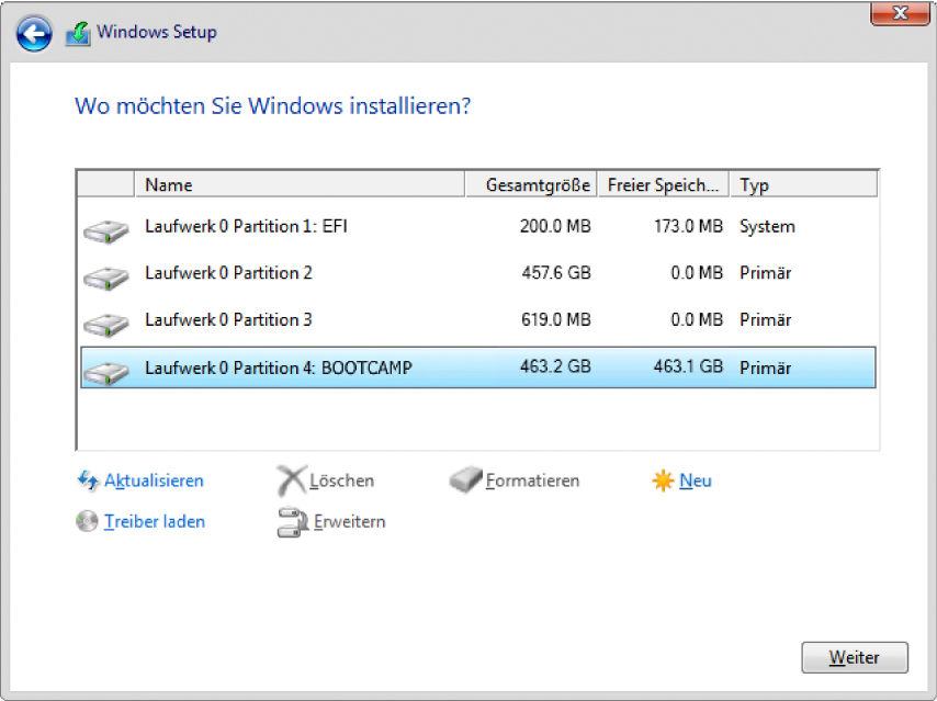 Im Windows Setup ist das Fenster „Wo möchten Sie Windows installieren?“ geöffnet und die BOOTCAMP-Partition ist ausgewählt.