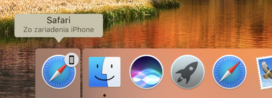 Ikona Handoff aplikácie z iPhonu na ľavej strane Docku.