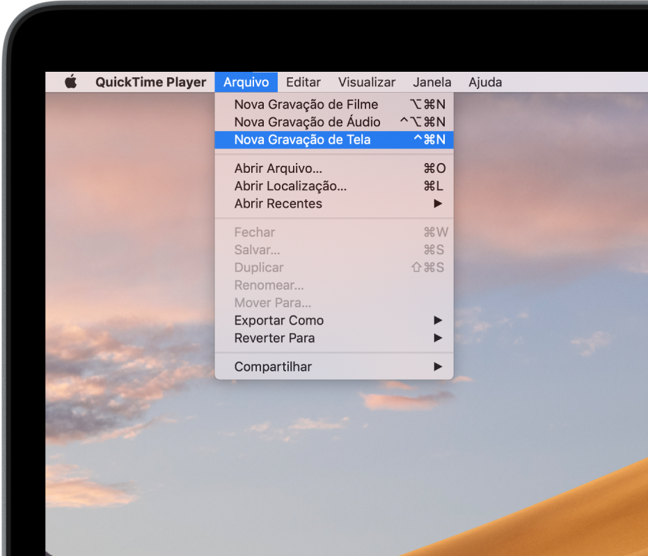 No aplicativo QuickTime Player, o menu Arquivo está aberto, e o comando Nova Gravação de Tela está sendo escolhido para iniciar a gravação da tela.