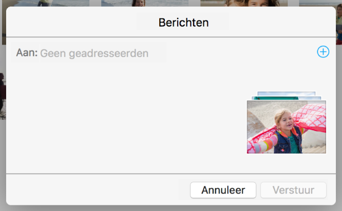 Een dialoogvenster voor het toevoegen van ontvangers bij het delen van foto's uit het programma Foto's via Berichten.