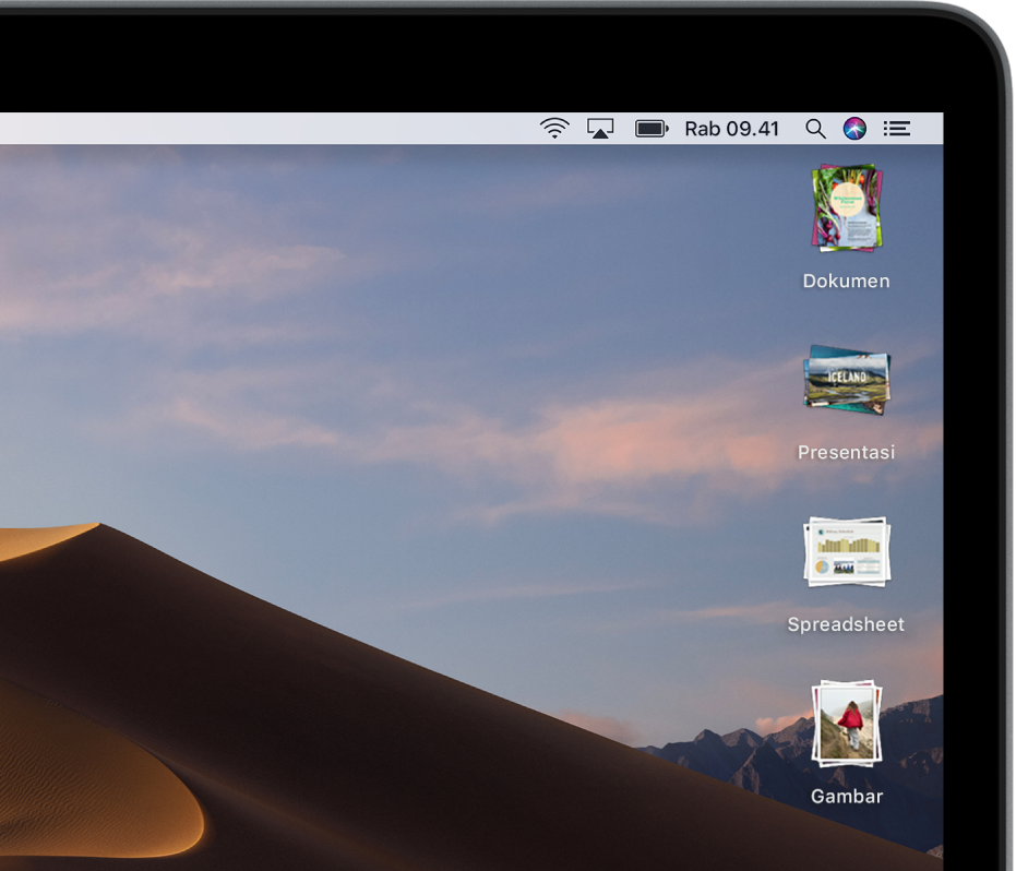 Desktop Mac dengan tumpukan di sepanjang tepi kanan layar.