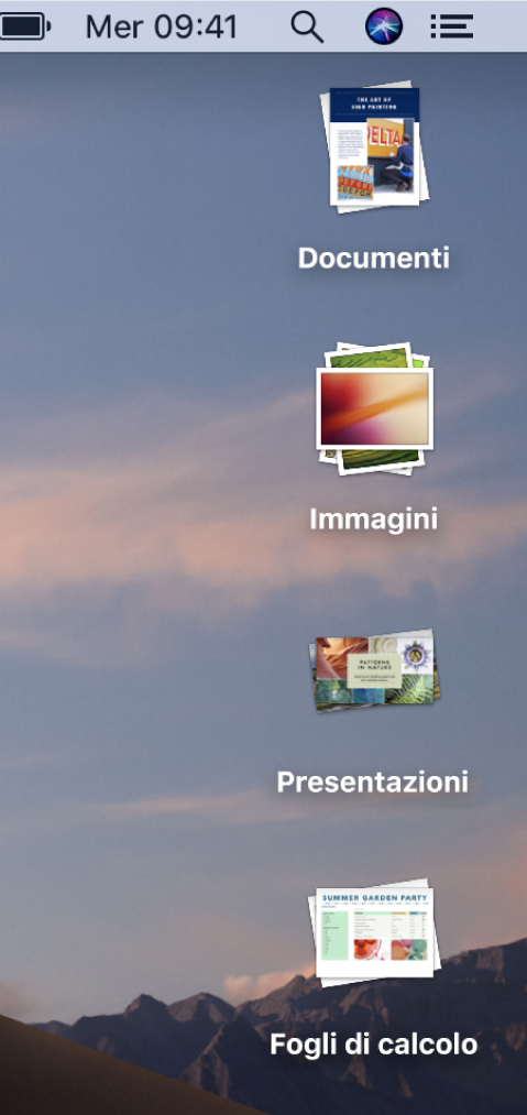 Una scrivania del Mac con quattro pile, per documenti, immagini, presentazioni e fogli di calcolo, lungo il margine destro dello schermo.