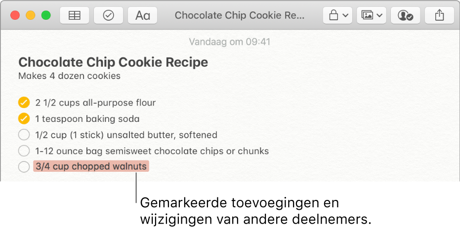 Een notitie met een recept voor chocoladekoekjes. Toevoegingen van een andere deelnemer zijn rood gemarkeerd.