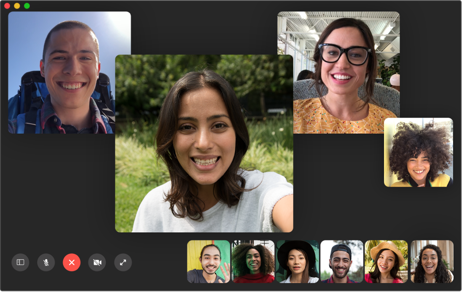 The FaceTime window while making a group call.