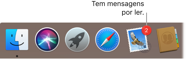 Uma secção da Dock a mostrar o ícone da aplicação Mail com um emblema, a indicar o número de mensagens não lidas.