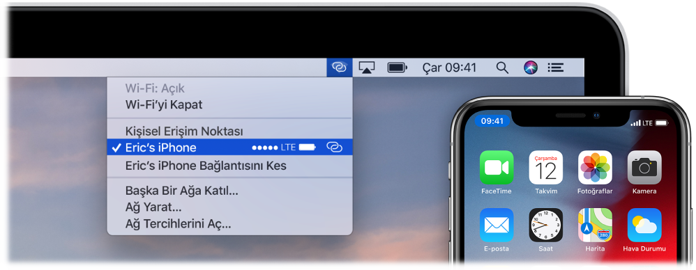 Bir iPhone’a bağlı Kişisel Erişim Noktası olarak görünen Wi-Fi menüsünü gösteren Mac ekranı.
