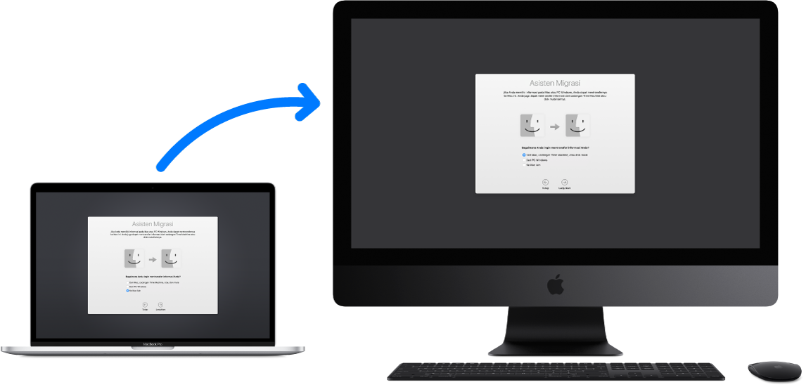 MacBook (komputer lama) menampilkan layar Asisten Migrasi, terhubung ke iMac Pro (komputer baru) yang juga memiliki layar Asisten Migrasi terbuka.
