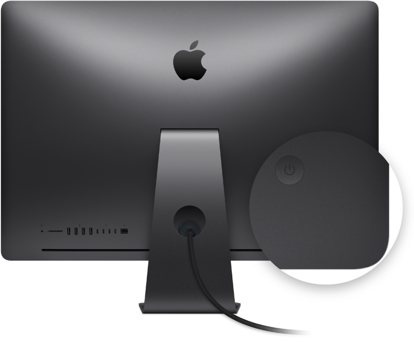 iMac Pros baksida med fokus på strömbrytaren.