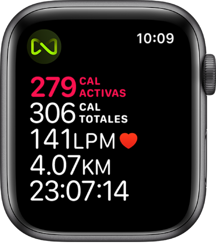 Una pantalla de Entrenamiento que muestra información detallada de un entrenamiento en caminadora. Un símbolo en la esquina superior izquierda indica que el Apple Watch está conectado inalámbricamente a la caminadora.