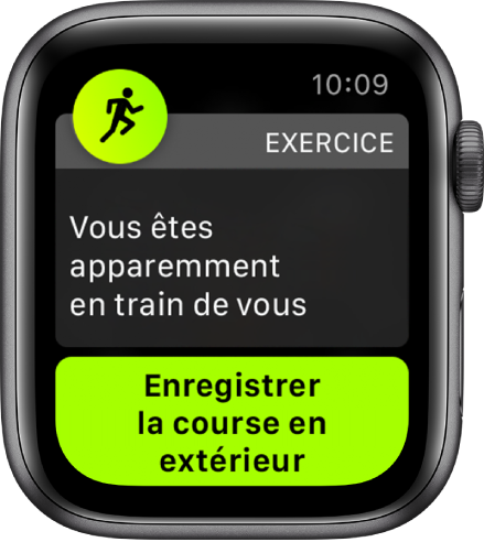 Écran de détection Exercice qui affiche la phrase « vous êtes apparemment en train de vous entraîner » suivie du bouton « Courir à l’extérieur ».