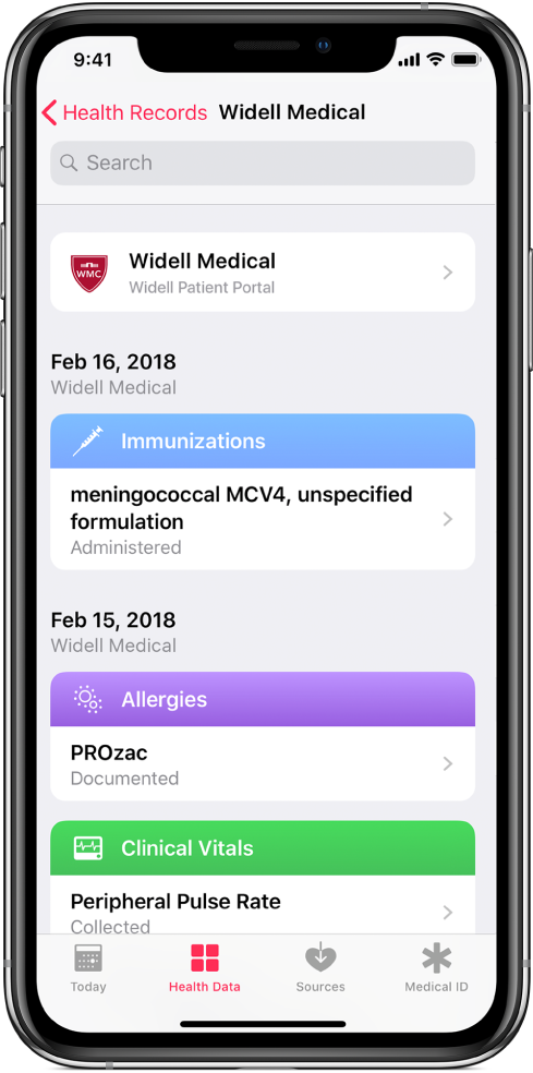 Снимка на екрана със здравни данни в хронологичен ред, като най-отгоре са най-новите. В горния край на екрана като произход на данните е посочено Widell Medical, Widell Patient Portal. Най-новият запис е с дата 16 февруари 2018 и се отнася за направена менигококова имунизация MCV4, неуказана формула. Под записа за имунизацията има два записа с дата 15 февруари 2018, един за PROzac алергия, а другият показва, че е бил записан периферен пулс.