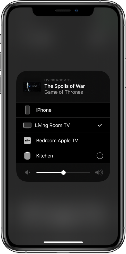  Отворен прозорец AirPlay, който показва заглавието на епизод от телевизионно предаване. Отдолу има списък с AirPlay устройства. Избран е телевизорът в дневната. В долния край на прозореца се появява плъзгач за силата на звука.