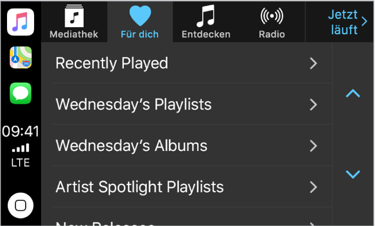 CarPlay-Bildschirm mit ausgewählter Musik unter „Für dich“. Andere Kategorien für Musik – „Neu“, „Radio“, „Playlists“ und „Meine Musik“ – werden als Tasten oben angezeigt. Links unten befindet sich die Home-Taste.