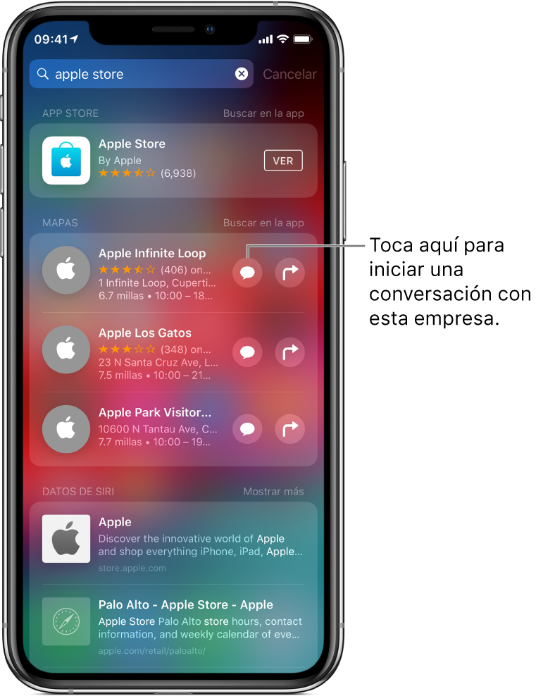 La pantalla Buscar mostrando los resultados de la búsqueda Apple Store en App Store, Mapas y sitios web. Cada elemento muestra una breve descripción, una calificación o dirección, y cada sitio web muestra una URL. El primer elemento muestra un botón que se puede tocar para iniciar un chat con Apple Store.