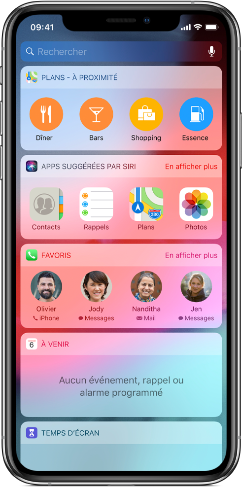 L’affichage du jour avec des widgets pour Plans à proximité, Apps suggérées par Siri, Favoris, File d’attente et Temps d’écran.