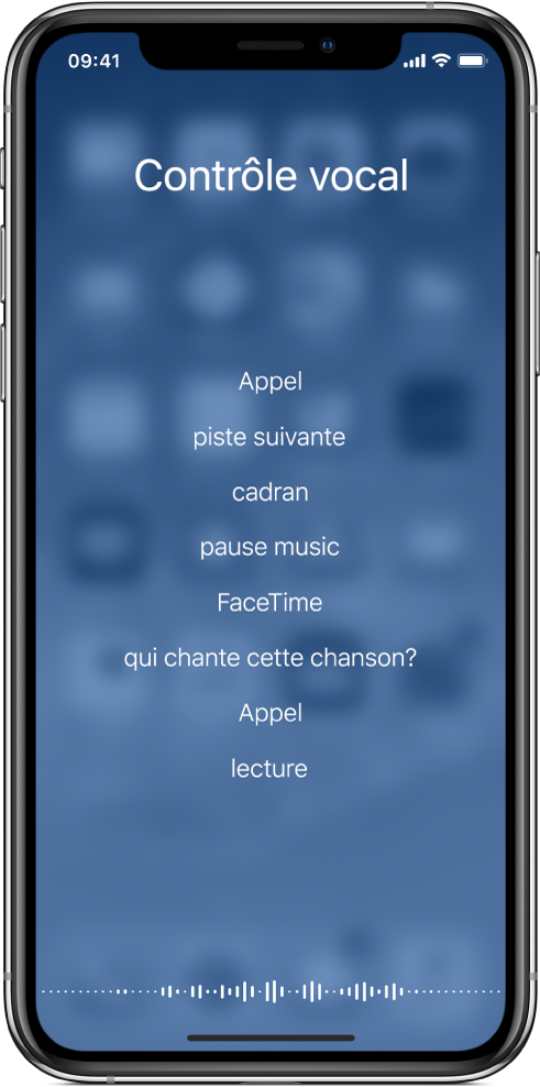 Écran de Contrôle vocal, montrant des exemples de commandes que vous pouvez utiliser. Une forme représentant une onde sonore apparaît au bas de l’écran.