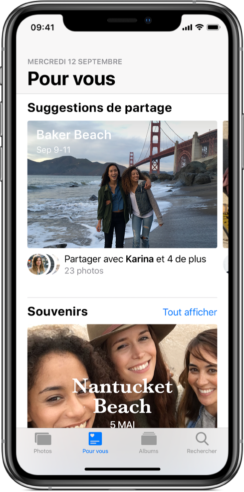 L’app Photos montrant le bouton Pour vous sélectionné en bas de l’écran et une Suggestion de partage en haut de l’écran.