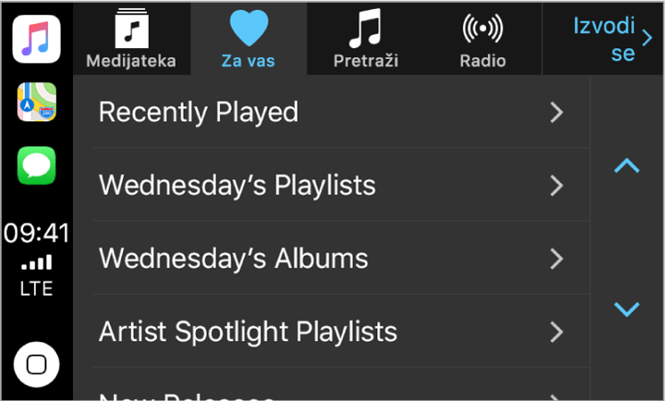 CarPlay zaslon prikazuje glazbene odabire u kategoriji Za vas. Druge opcije — Novo, Radio, Liste i Moja glazba — prikazuju se kao tipke duž vrha. U donjem lijevom uglu nalazi se tipka Home.