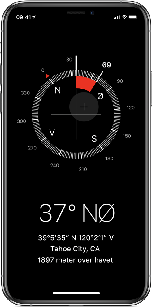 Kompass-skjermen som viser hvilken retning iPhonen peker mot, din nåværende posisjon og hvilken høyde over havet du befinner deg på.