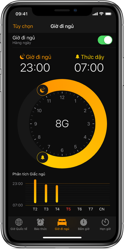 Nút Giờ đi ngủ được chọn trong ứng dụng Đồng hồ, đang hiển thị giờ đi ngủ bắt đầu từ 11 giờ tối và giờ thức giấc được đặt lúc 7 giờ sáng.