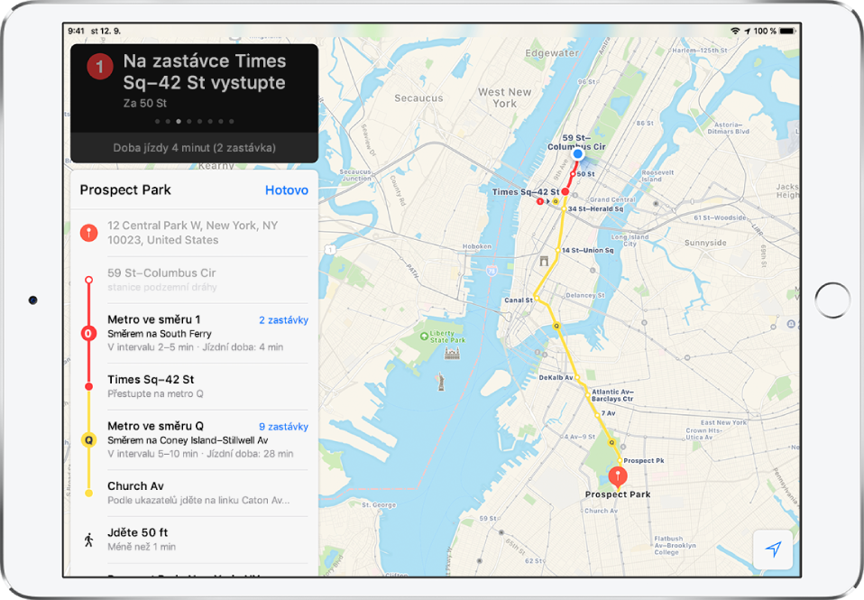 Mapa veřejné dopravy v New Yorku s trasou cesty vlakem do stanice Prospect Park. Na kartě trasy na levé straně se zobrazují pokyny rozepsané po jednotlivých zastávkách včetně přestupu a chůze na vzdálenost 15 m.