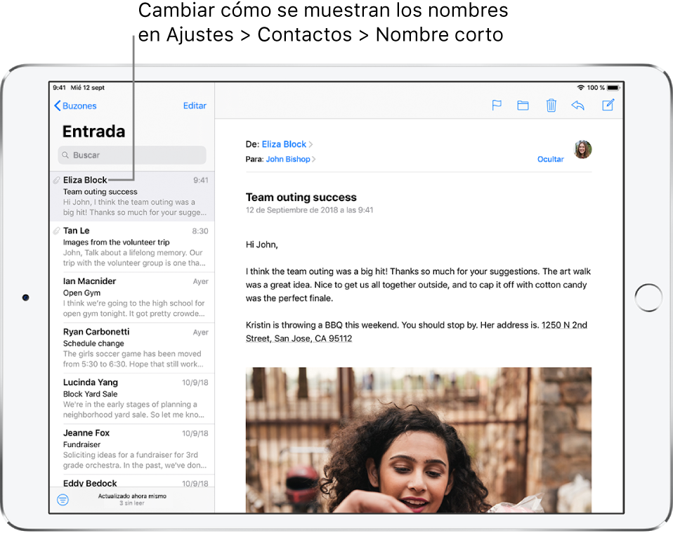 Vista previa de un mensaje de correo electrónico del buzón de entrada con el nombre del remitente, el día en el que se envió el mensaje, la línea del asunto y las dos primeras líneas del mensaje.