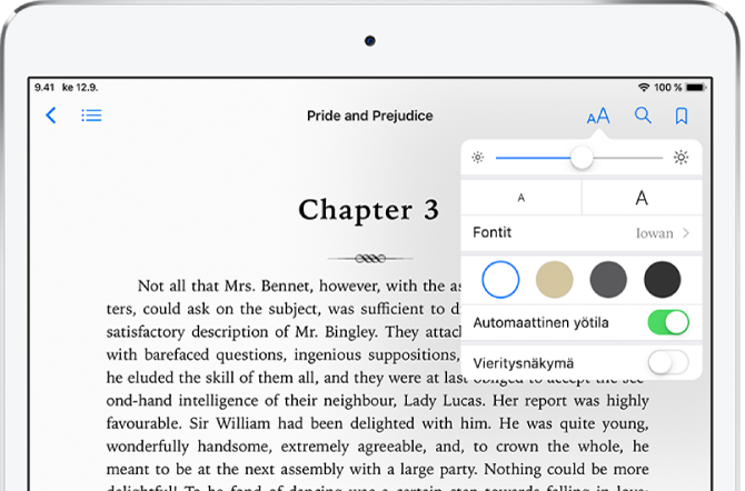 Kirjassa on valittu ulkoasuvalikko, jossa ovat ylhäältä alas lueteltuina säätimet kirkkaudelle, fontin koolle, fontin tyylille, sivun värille, automaattiselle yötilalle ja vieritysnäkymälle.