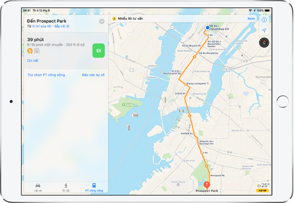 Bản đồ phương tiện công cộng của Thành phố New York đang hiển thị tuyến phương tiện công cộng giữa Columbus Circle và Công viên Prospect. Thẻ lộ trình ở bên trái cho biết tàu sắp rời đi và tàu sẽ rời hàng phút một lần. Nhà ga cách vị trí hiện tại 250 ft đi bộ.