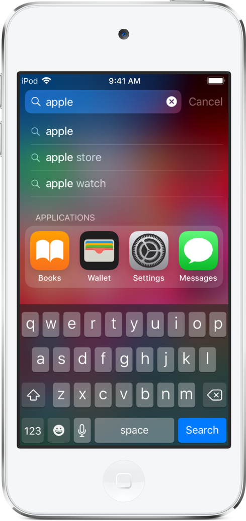 Layar menampilkan pencarian konten di iPod touch. Di bagian atas terdapat bidang pencarian dengan teks pencarian “apple,” dan di bawahnya terdapat hasil pencarian yang ditemukan untuk teks target.