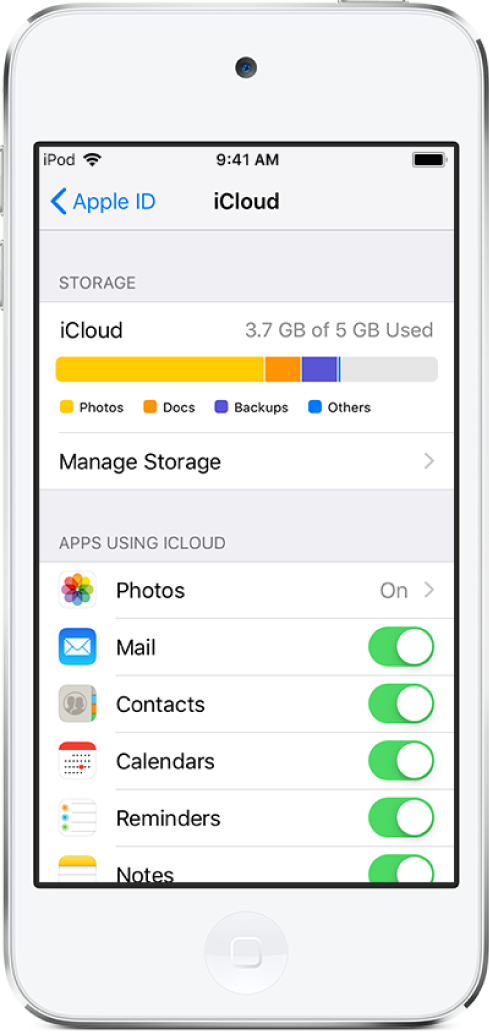 Layar pengaturan iCloud menampilkan meter Penyimpanan iCloud dan daftar app dan fitur, meliputi Mail, Kontak, dan Pesan, yang dapat digunakan dengan iCloud.