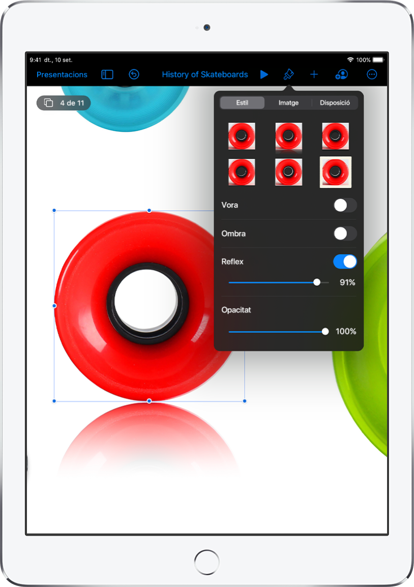 Els controls de format per canviar la mida i l’aspecte de la imatge seleccionada. Els botons Estil, Imatge i Disposició són a la part superior dels controls.