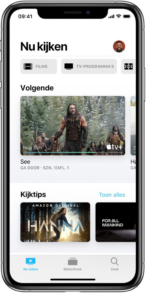 Het scherm 'Nu kijken' met in de bovenste rij knoppen voor films, tv-programma's en sport. De rij 'Volgende' staat in het midden, boven de rij 'Kijktips'. Onder in het scherm zie je van links naar rechts de tabs 'Nu kijken', 'Bibliotheek' en 'Zoek'.