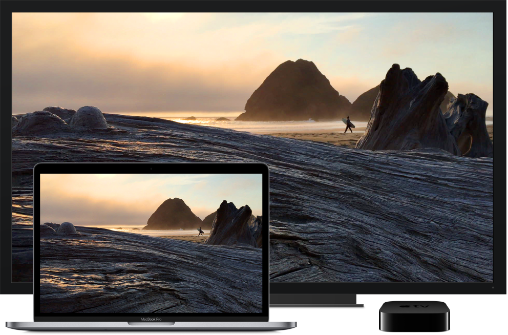 MacBook Pro với nội dung được phản chiếu trên HDTV lớn bằng Apple TV.
