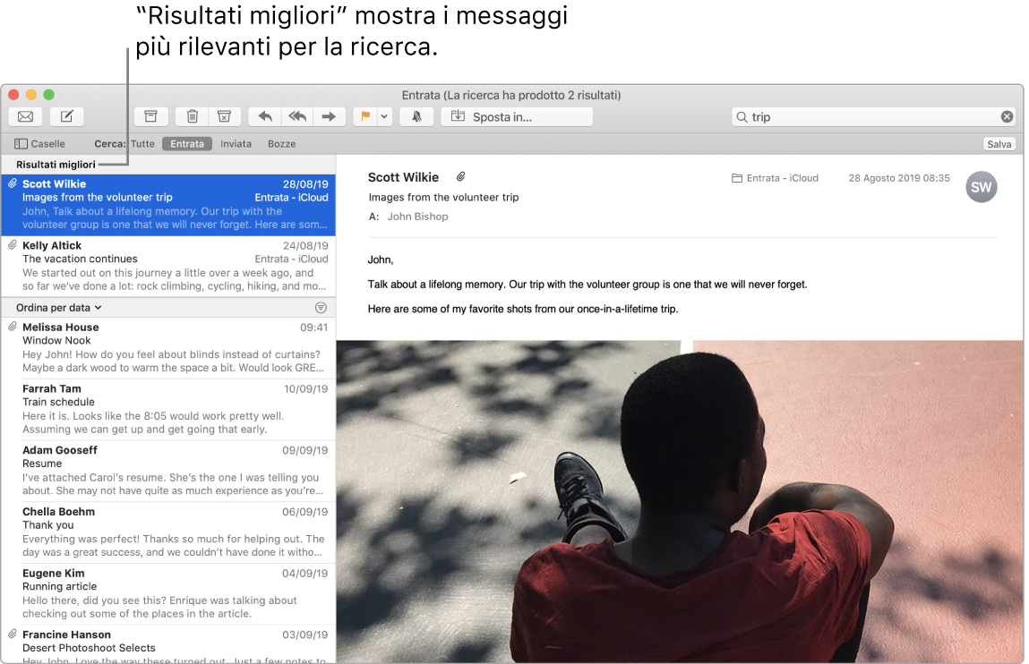 Una finestra di Mail che mostra i risultati migliori in cima all’elenco, seguiti dagli altri risultati.