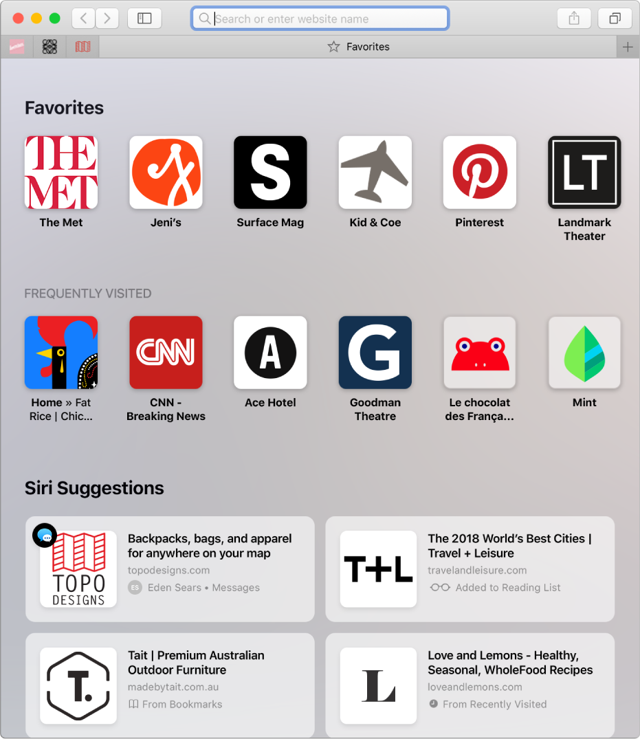La página de inicio de Safari, que muestra los sitios web favoritos o frecuentemente visitados y las sugerencias de Siri.