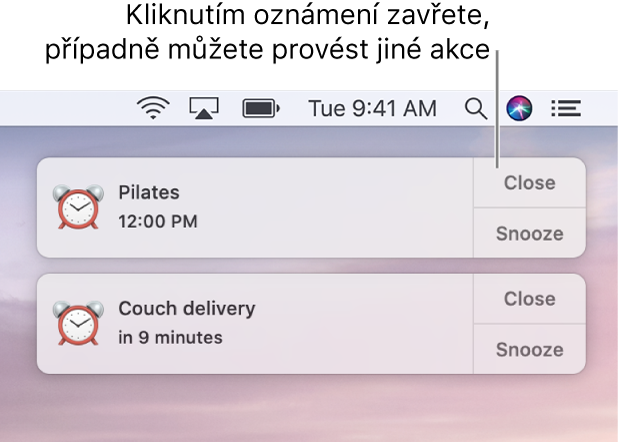 Oznámení z aplikace Kalendář v pravém horním rohu obrazovky.