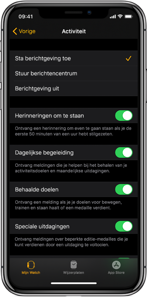 Het Activiteit-scherm in de Apple Watch-app, waar je kunt instellen welke meldingen je wilt ontvangen.