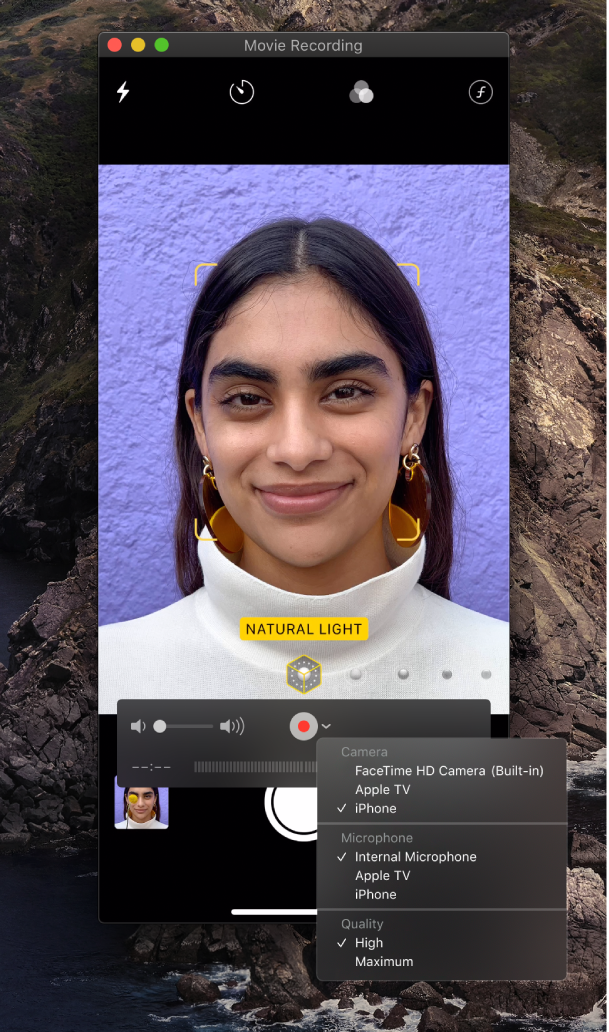 iPhoneを使用して収録中のQuickTime Playerウインドウ。