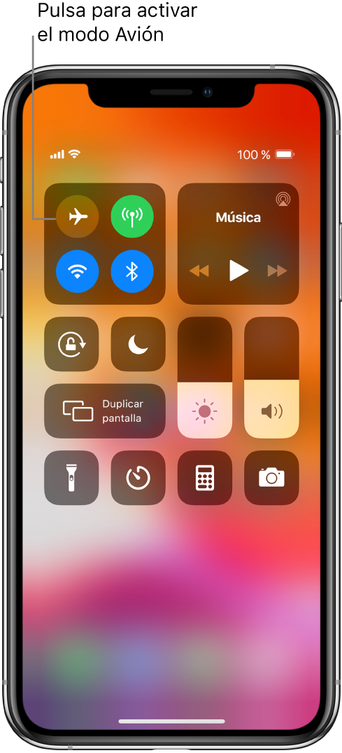 Pantalla del centro de control con un texto que explica cómo activar el modo Avión al pulsar el botón situado en la esquina superior izquierda.