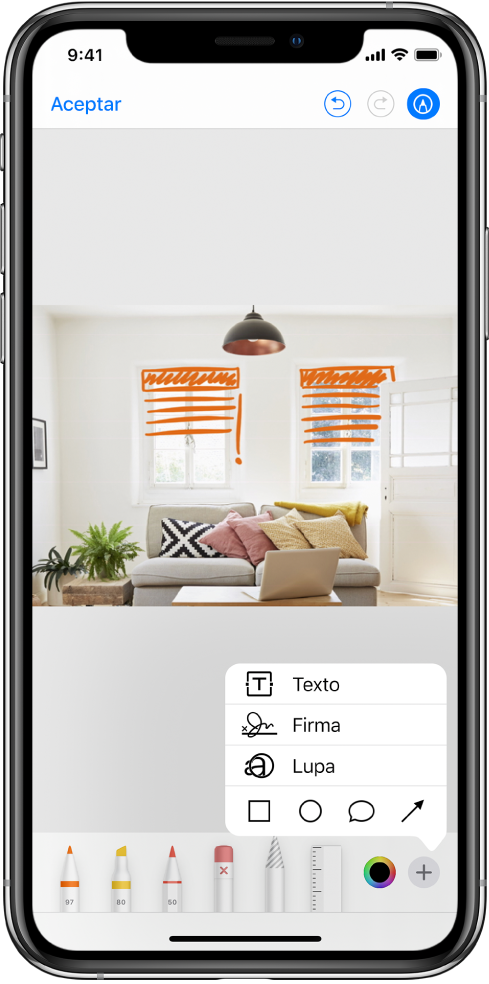 Una foto marcada con líneas de color naranja que indican persianas sobre ventanas. Las herramientas de dibujo y el selector de color aparecen en la parte inferior de la pantalla. En la esquina inferior derecha, aparece un menú con opciones para añadir texto, la firma o para usar la lupa.