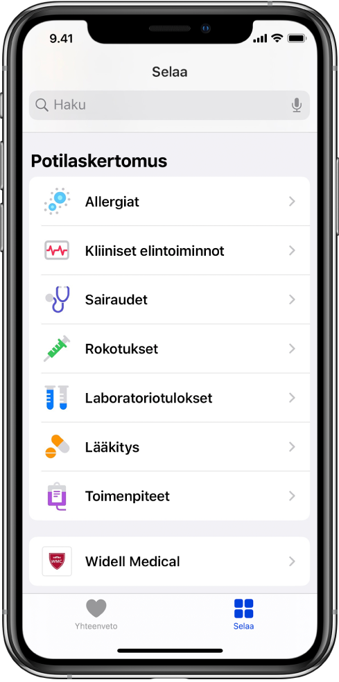 Potilaskertomus-näyttö Terveys-apissa. Näytöllä on luettelo kategorioista, joihin sisältyy Allergiat, Kliiniset elintoiminnot ja Sairaudet. Kategorialuettelon alapuolella on painike Widell Medicalille. Näytön alareunassa Selaa-painike on valittuna.