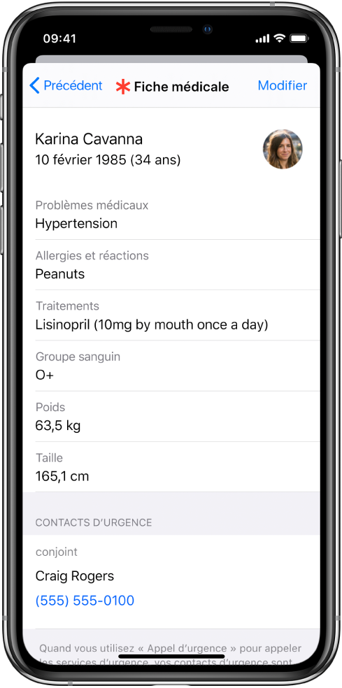 Écran Fiche médicale contenant des informations telles que la date de naissance, les problèmes médicaux, les traitements et un contact en cas d’urgence.