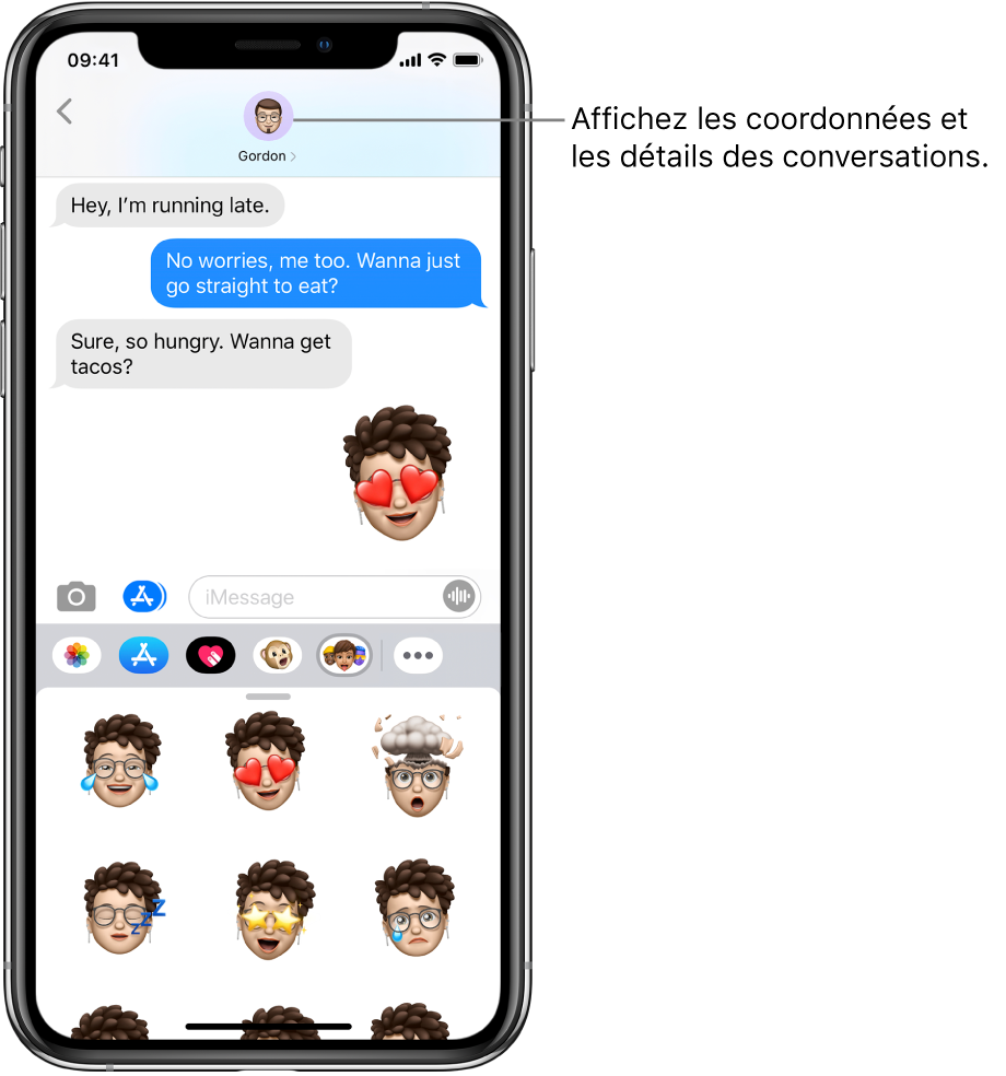 Exemple de conversation dans Messages. En haut de l’écran, de gauche à droite, sont affichés le bouton Retour et la photo de la personne à laquelle vous écrivez. Au centre, se trouvent les messages envoyés et reçus au cours de la conversation. En bas de l’écran, de gauche à droite, se trouvent les boutons Photos, Stores, Apple Pay, Animoji, Digital Touch, #images et Musique.